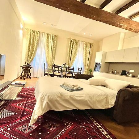 Lovely 2 Bedroom Apartment Nearby Piazza Maggiore Bologna Eksteriør bilde