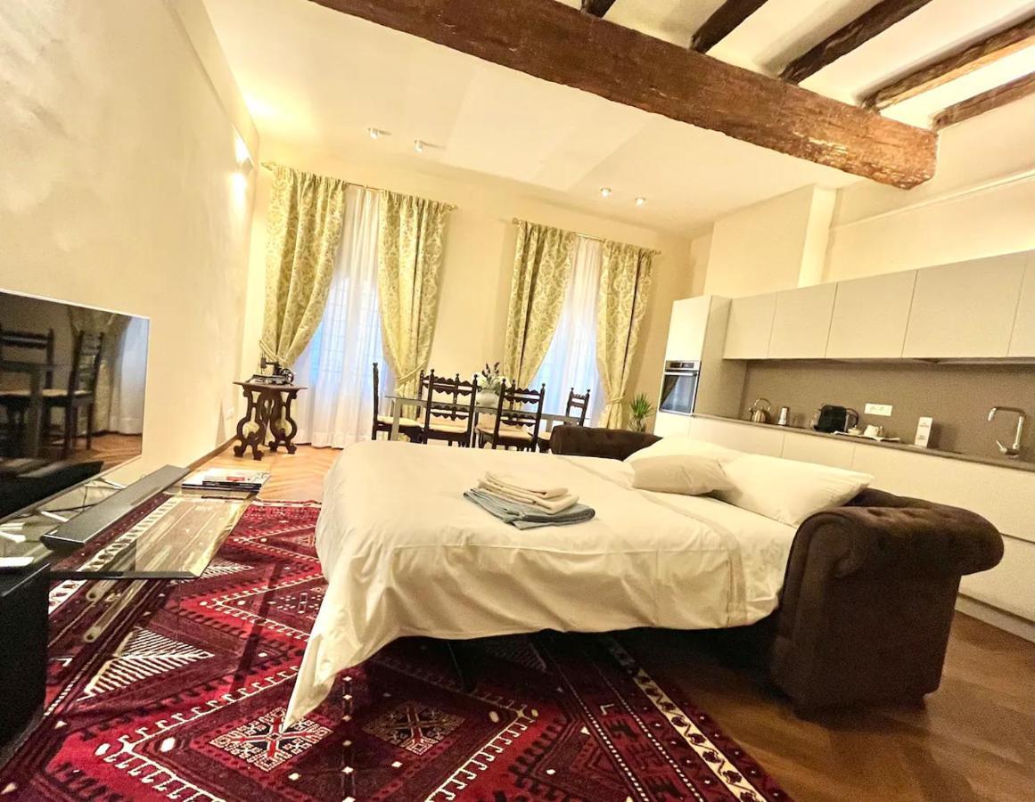 Lovely 2 Bedroom Apartment Nearby Piazza Maggiore Bologna Eksteriør bilde