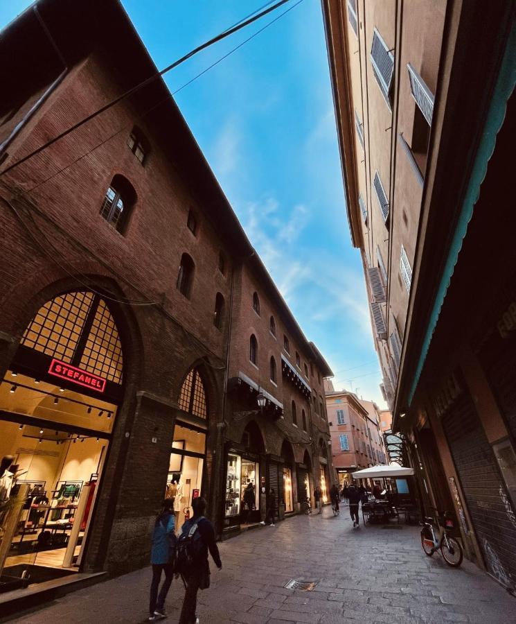 Lovely 2 Bedroom Apartment Nearby Piazza Maggiore Bologna Eksteriør bilde